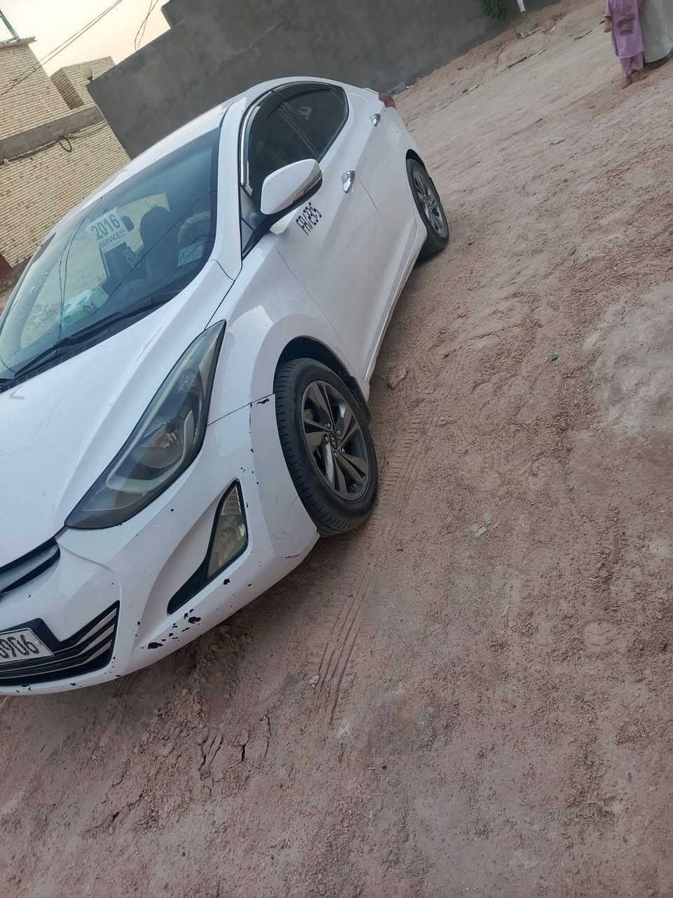 سلام عليكم سياره الانتره 16 خليجي للبيع سعر 115 وبيه مجال وبيه صبغات قليله وسيارة بسمي وسنوية لحد 2030 لتواصل عبر رقم الهاتف وبيه واتساب ***********
