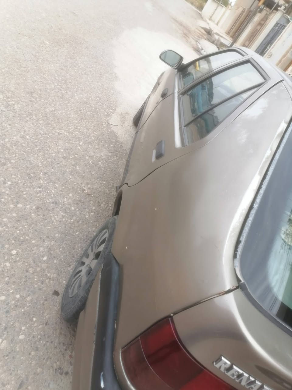 رينو ١٩ • موديل ٩١ • حي سومر