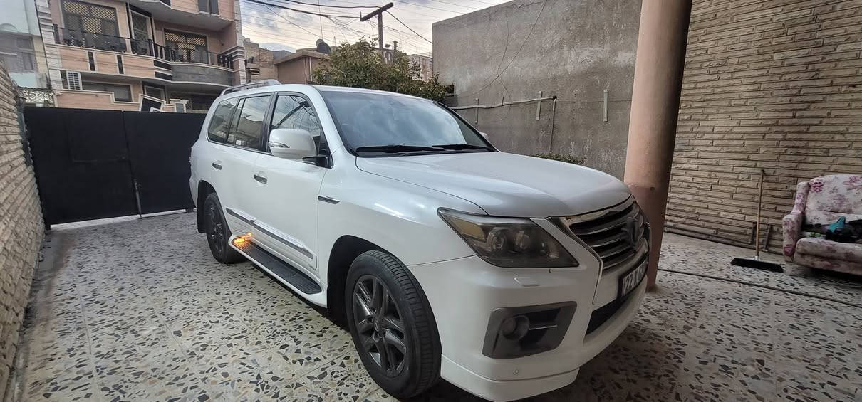 سلام عليكم
للبيع لكزز ٢٠١٢
السياره فول مواصفات 
كهربائيات جكات كلى شغال
السياره ماشيه 270Km
طخم تايرات جديد عليها 
السياره بيها بونيد
 ونص جاملغ سكن
السياره باسمي رقم اربيل 
وتحويل ثاني يوم
السعر ٣٤٠ ورقه وبيها مجال  
للاستفسار ***********
مكاني بغداد الشعب
