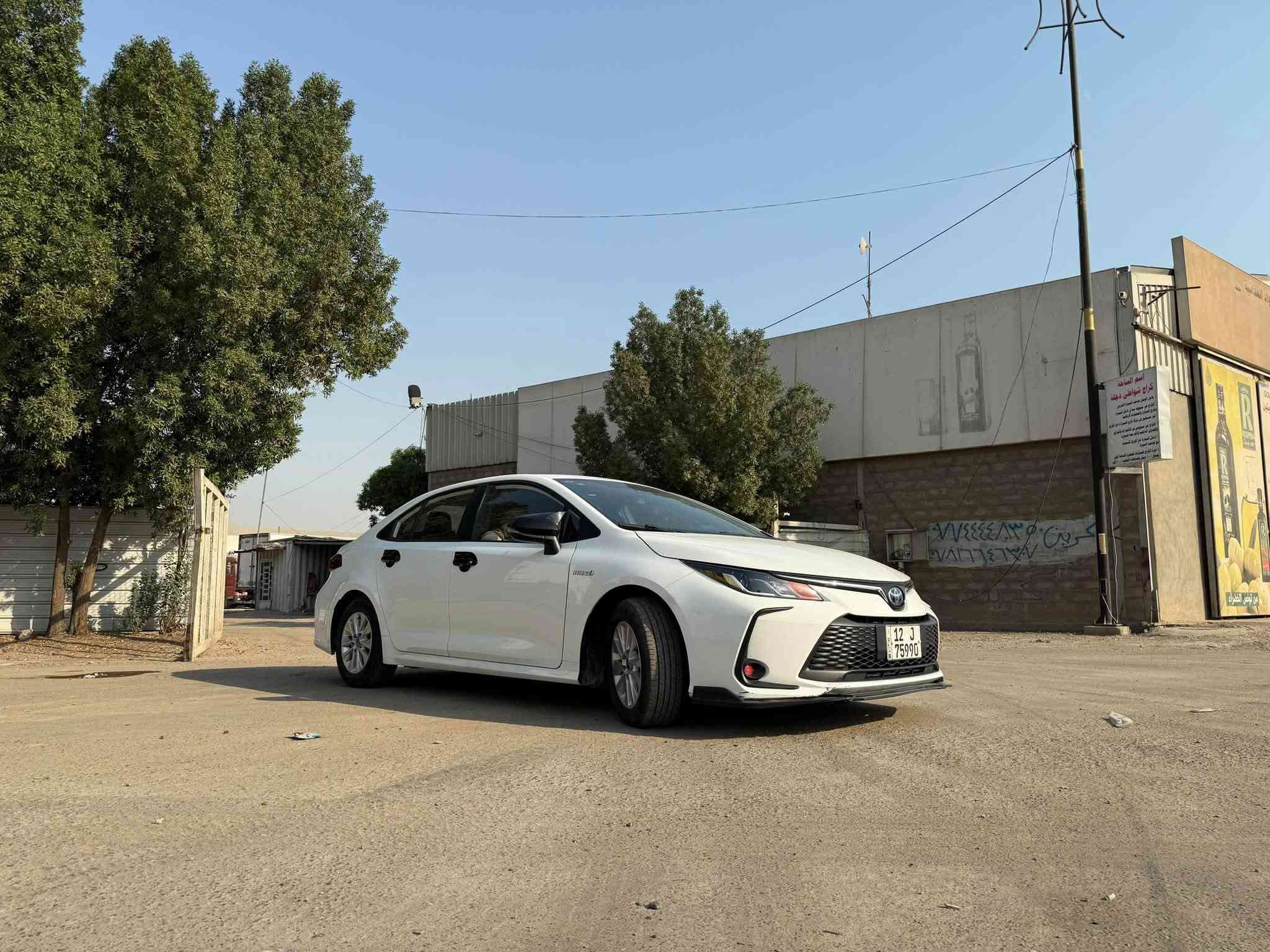 للبيع كورلا 2024 هايبرد
رقم نينوى
ماشيه 22 الف كيلو 
بيها قطعه وحده فقط مبين بالسونار 
السياره نضيفه كلش 
عليها إضافات 
1: مري باتمان اسود
2: يدات أبواب اسود 
3: لحية اسود 
4: تغليف لد نهاري لون احمر 
السياره نضيفة كلش مناقصها اي شي خير من الله تبريد مكينه كير مكفول من الدعاميه للدعاميه مكفوله السياره ماعدا القطعه الي موضحه بالسونار 
السعر:146$ وبيها مجال جدا جدا بسيط 
للاستفسار:***********
