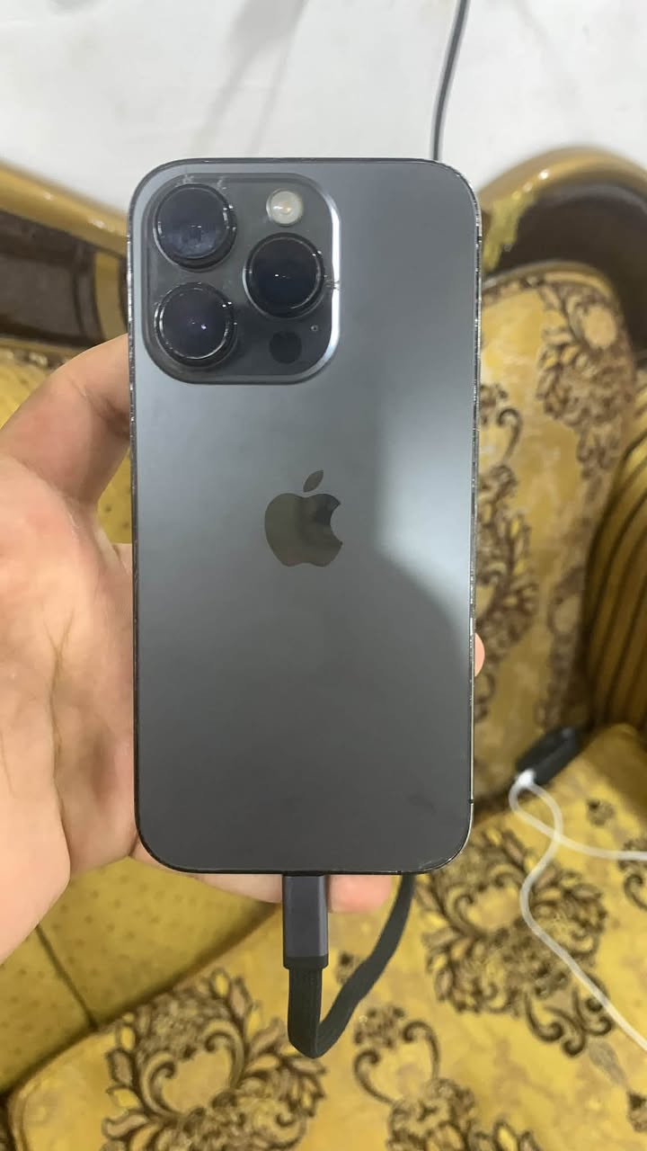 آيفون ١٤ برو • ١٢٨ • بطارية ١٠٠