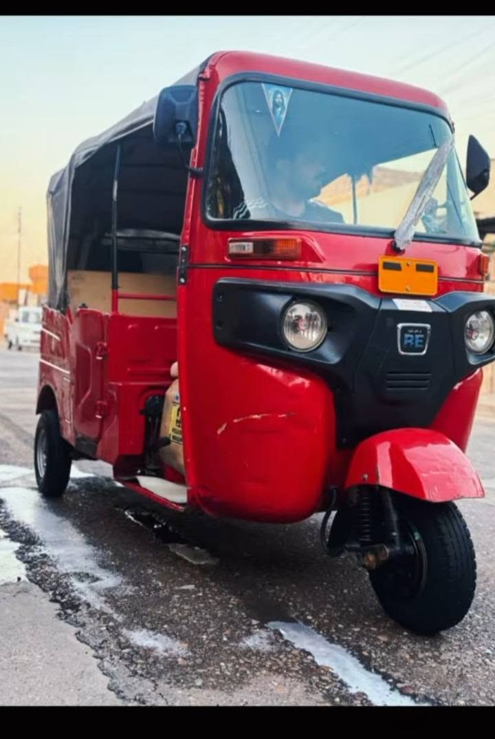 تيك توك للبيع موديل 23 السعر 8:30 وبها مجال جسر ديالى***********
