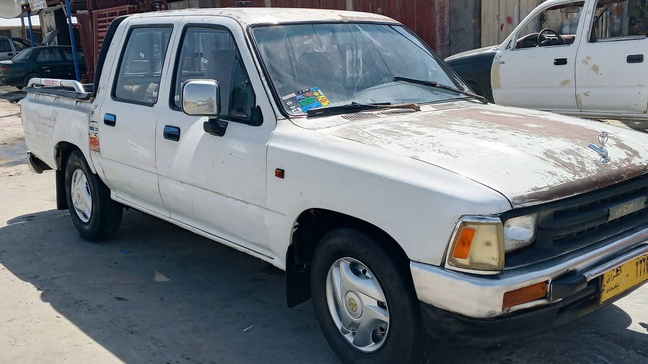 للبيع بيكم تيوتا موديل 89 رقم بغداد صدامي صاقطه 20 سنويه عظم عاج بسمي تحويل ثاني يوم سعره 24 ورقة مكان الناصرية الرفاعي مكلف بلنشر ***********
