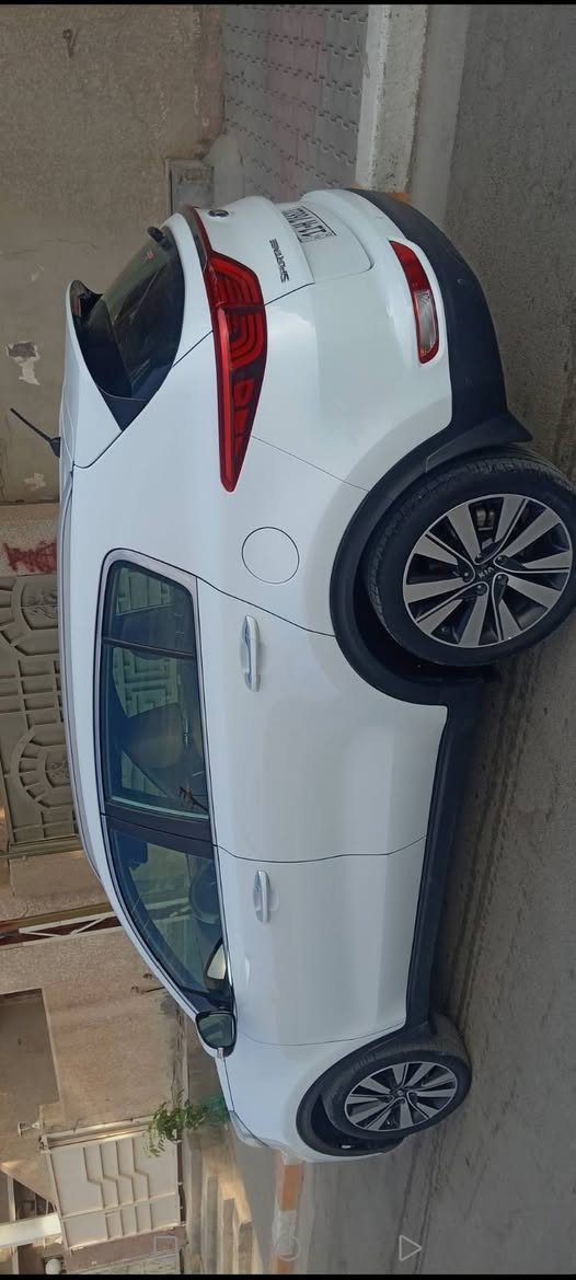 كيه سبورتج للبيع موديل ١٩ بغداد بسمي انكليزي سياره مابيهه صبغ كفاله ماشية ٩٦ سكن بغداد مبايل *********** ***********
