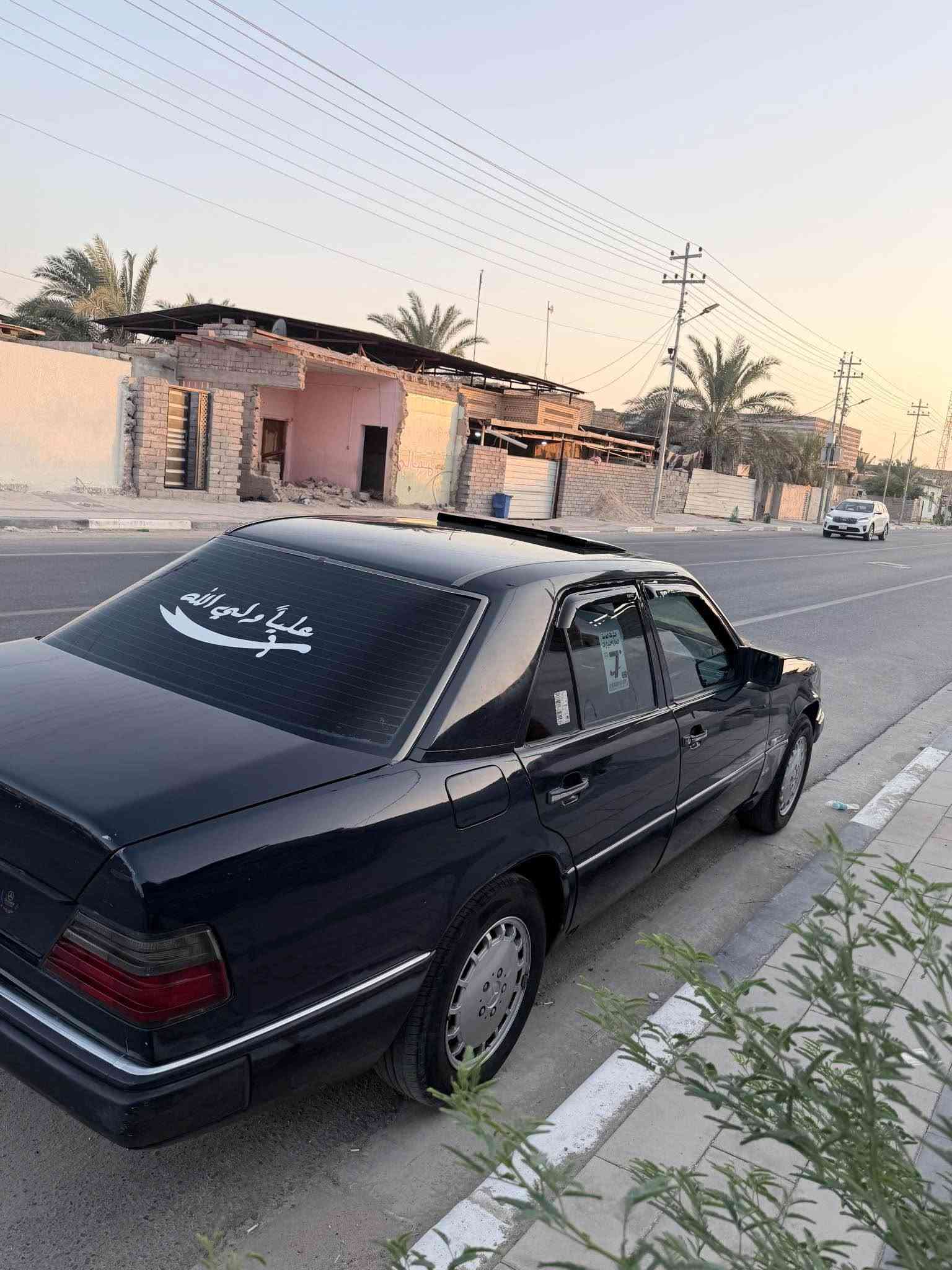 مرسيدس 300 • رقم بغداد • كفالة