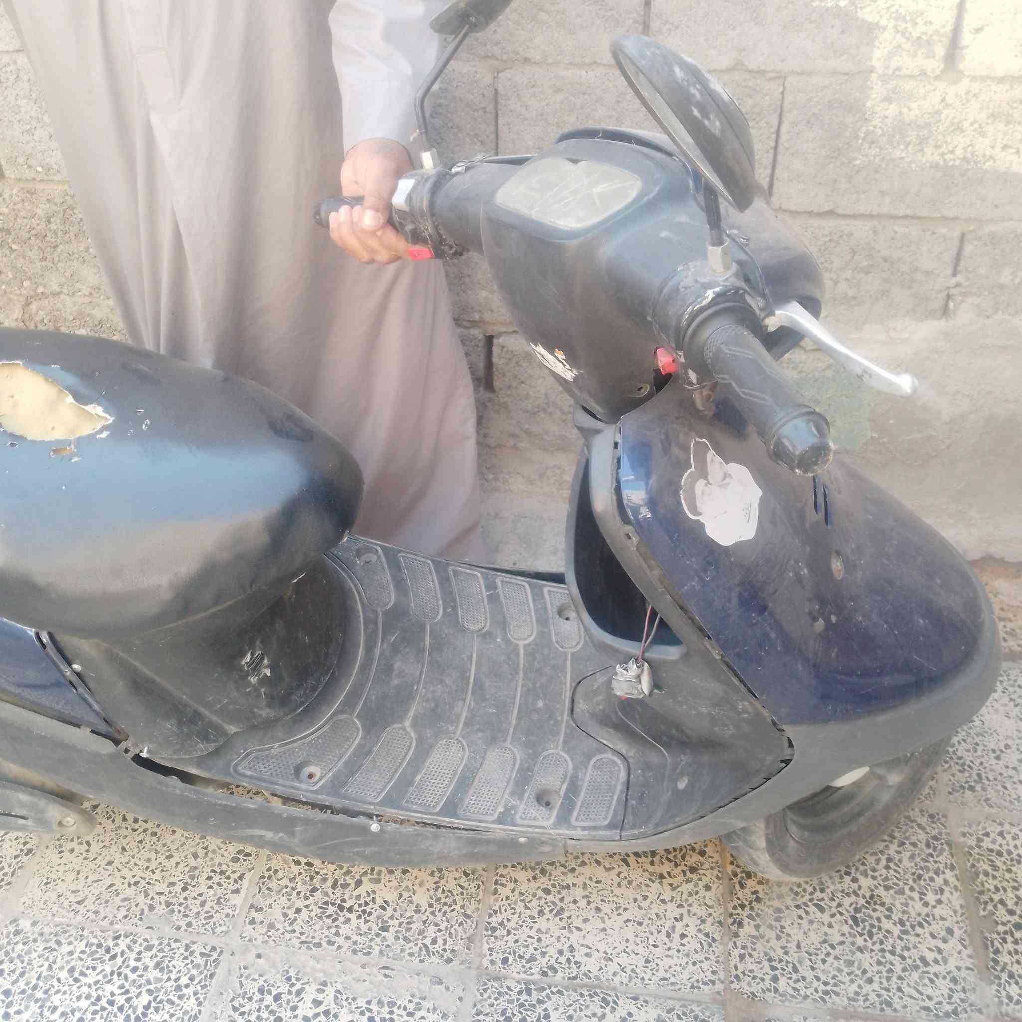 سلام عليكم عندي دراجه ستين بطه
رايده ب 125مكاني الأمين الثانيه ***********
