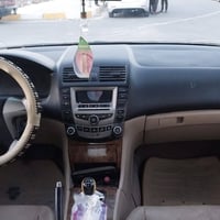 بي واي دي F6 • ٢٠١١ • بدون ايرباكات