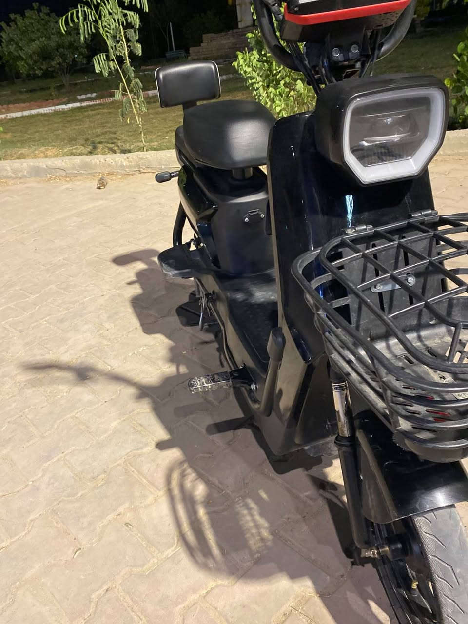 سلام عليكم باسكل شحن للبيع فول موصفات قبل 3 ايام طلعته من الوكيل ***********
المعرفله ليشتري 
فول حجي 👍
