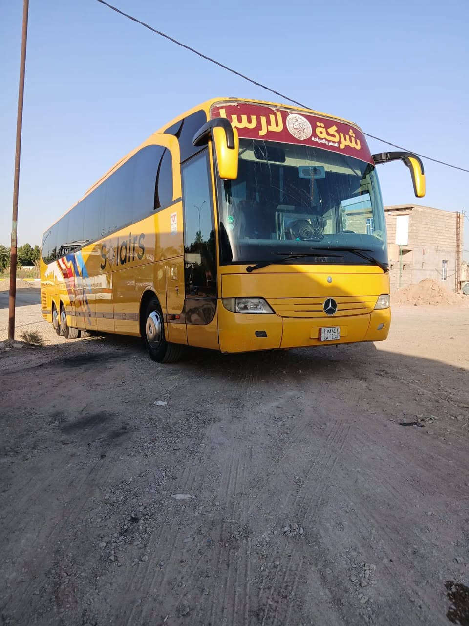 السلام عليكم سياره ترفكوه للبيع 
مكينه 6 كير عادى 60نفر
***********
