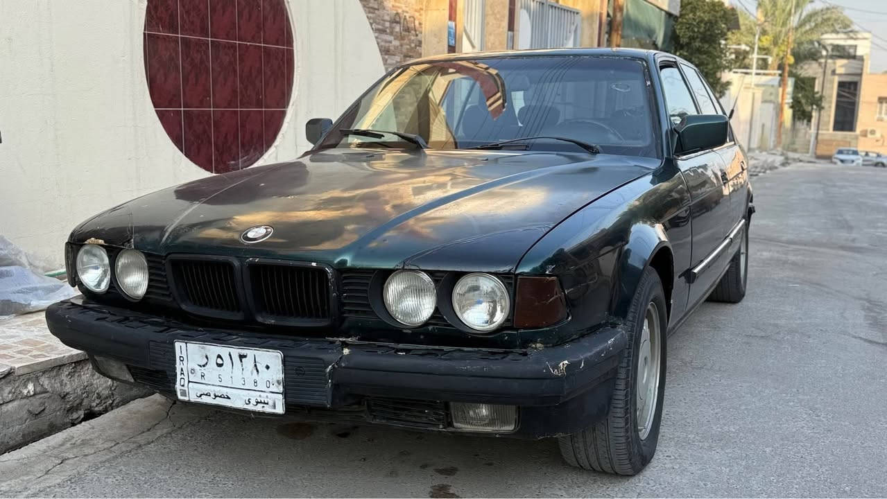 بي ام دبليو 750i اصل 
محرك وكير بطة 3000vvt شرط 
موديل 1991
سلايد 
كشن مغلف جديد 
تبريد تدفئة شرط 
دبل كومبيوتر 
رقم نينوى  
كابون بانزين
كهربائيات شغالة 
 السعر : 25
للاستفسار: *********** 
مكان السيارة موصل موصل, نينوى
