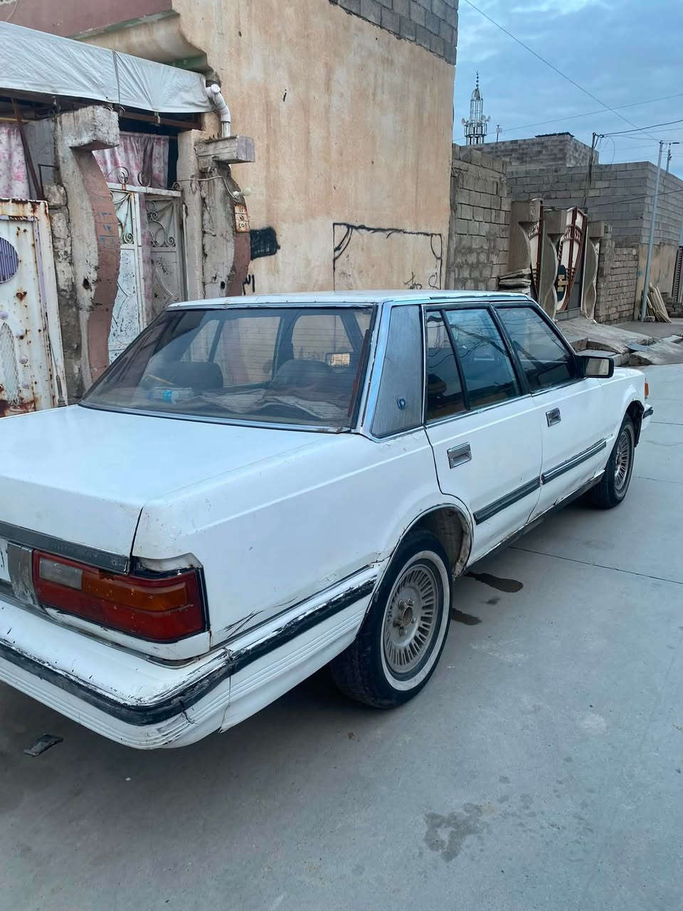 السلام عليكم سوبر موديل 86 كير ومحرك بطه تبريد شغال كتاب تجديد سنويه كامل بس تراجع تبدل سنويه  غرامات كلشي مدفوع سياره ماتصرف عليه كلشي سعرها 25 وبيها مجال مكان السياره موصل الجانب الايسر سايدين النعيمي *********** ***********
