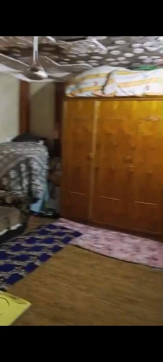 يا الله سلام عليكم يتوفر دار سكن للبيع قرب شارع حله كربلاء منطقة أبو خستاوي  مساحة 200متر تفاصيل مذكوره إلي يحب يتواصل مع صاحب الدار سعر 25مليون. *********** حلة, بابل
