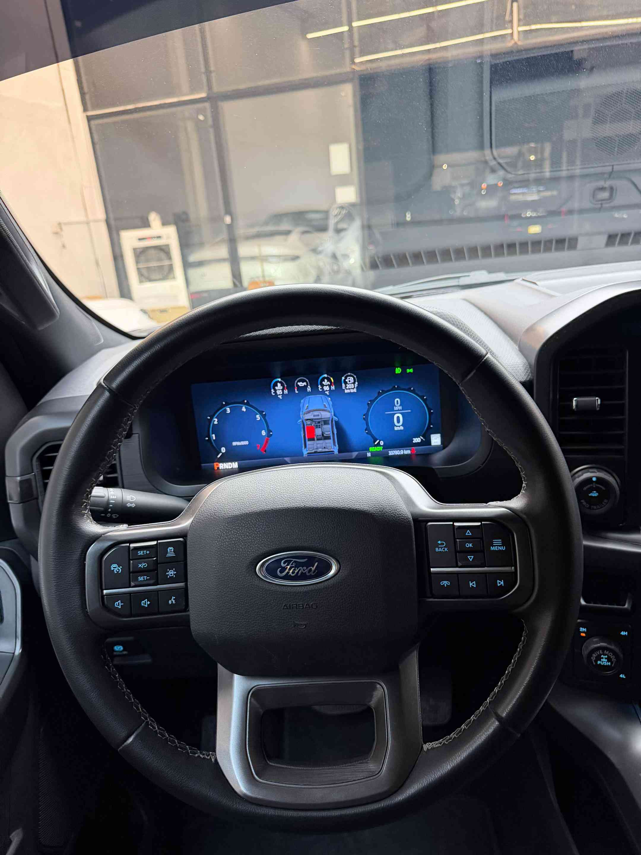 #فورد_f150  الفخمة #موديل_2024  هايبرد 🔋🔋⚡️ بانزين  عداد المسافة: 16 الف مايل mi  #الموصفات XLT BLOCK كير طرح شاشة كبير  محرك V6 3.5 هايبرد  بدي قصير باب طويل المرغوب  كتاب تضليل جديد رسمي / مغلف كامل BBF اصلي السيارا  المعرفة السعر اكتب في تعليق ( 24 ) سوف يتم الرد عليك مباشر  رقم شاصي 1FTFW3LDORFB13918 حادث بصيط : جملغ + باب فقط  ( بجم كبس )  مراوس وشراء سيارات شمالية فقط  اتصل *********** اتصل *********** #مكان_اربيل خلف شركة ازدي شارع ١٠٠ متر #مصطفی_كارس 📍

نص مكتوب في الصور:
- 2024 Ford F150 Xlt 1FTFW3LD0RFB13918 from the USA
