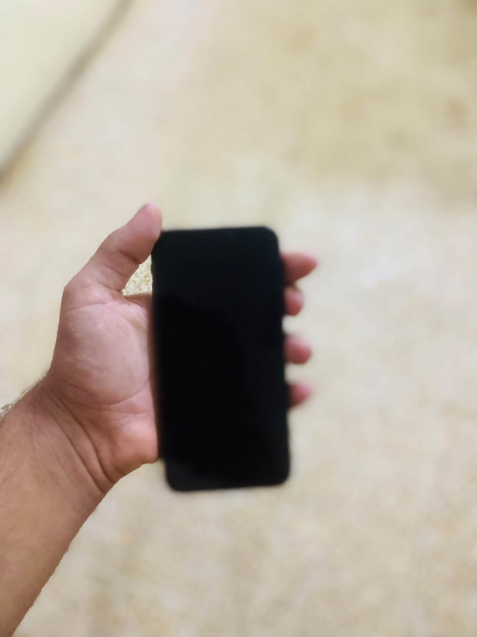 آيفون X ذاكرى 64 فيس إيدي ينراد برمجه جهاز نضيف كلش كدام العين بطاريه 100 بلادي شاشه خيارين اصلي بي فقط كامره الخلفيه السعر ١٤٠ بي مجال مراسله الصفحه أو اتصل *********** 
***********
