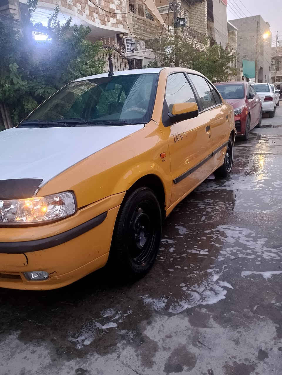 سلام عليكم سمند للبيع موديل 11 كشر حلو مكينه كير مكفولات جدد تبريد ثلج بنكات جدد دايمنو جديد باتري جديد تخم تاير جديد سياره جاهزه رقم بغداد مكاني الشعب 
*********** واتساب
