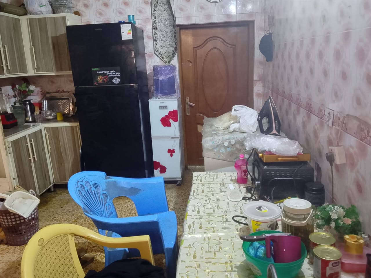 بيت للبيع منطقه حي اور مقابل شارع أبو سجاد رقم الهاتف *********** للاستفسار
