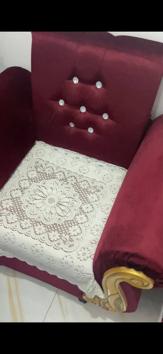 سلام. عليكم. مكلف بل نشر. مكان. البهادريه.. 
***********
قنفات. 150
غساله 125العاديه
ساحبه 75
اوفن 50
ثلاجه 200
غساله اوتماتيك 200
