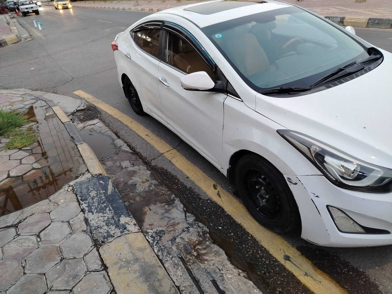 النترا موديل 15خليجي محرك 2000 بي خيط بخار  سياره مجفيه ع صفحه اليمنه  صدرها نص عمر بيهه قطع صبغ ابيعلك عام اكفلها الك من الكص  تحويل رقم بغداد  مباشر  سعر 72  بيهه مجال مكانها واسط مركز المدينه  اقره المنشور وتصل وبيهه مجال ***********
