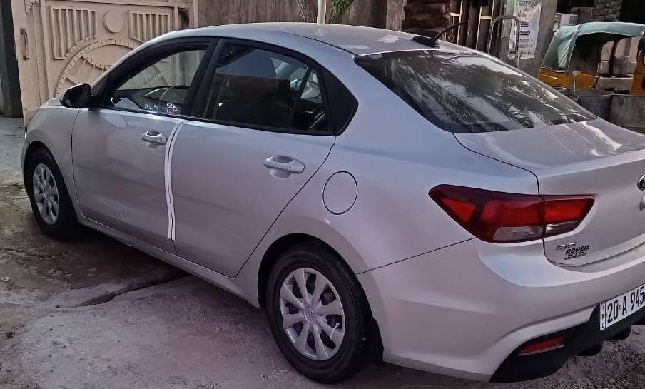 كيه ريو  وارد امريكي 2019 ضرر بسيط كير ومحرك مكفول 1600 شاشه كامره دواره فول تحكم استيرن نظام اسبورت وعادي ليبل واحد بيه بنيد تبديل وجامرلغ صبغ رقم وسنويه جديد باسمي السعر105 وبيه مجال والسونار مرفق العنوان بعقوبه واذا امراوس  الانترا او كورلا20او21 ونتوالم ع فرق ان شاءالله ++++الخاص مفتوح

نص مكتوب في الصور:
- برلين كار
- ديالى - بعقوبة - شارع معارض الشريف - مجاور معرض الخليج
- الخدوش - المحرك - الكير
- المنظومة الكهربائية
- اسم الزبون : خالد عبود
- رقم العجلة : 20 A 94565
- الماركة : كيا
- النوع : ريو
- الموديل : 2019
- تاريخ الفحص : 2024 / 12 / 2
- المسافة المقطوعة :
- حالة البطارية : جيد جدا
- الجانب الايمن
- يوجد صبغ وبارد ورصعات في المكان المحدد
- الجانب الايسر
- يوجد بارد وصبغ وفتّح جامع امامي وباب خلفي
- المصد الامامي
- تبديل بنيد تجاري وصبغ + تصليح شاصي ايمن
- ذچره
- الجزء العلوي
- سليم
- المصعد الخلفي
- صبغ خدوش بارد كلير تبديل تجاري تبديل بلادي
- ملاحظة - نخلي مسؤوليتنا بعد انتهاء الفحص وتسليم التقرير الى الزبون
- لايتم الفحص تحت الملصق والبلاستك
- المهندس
- رامي الكناني
- ***********