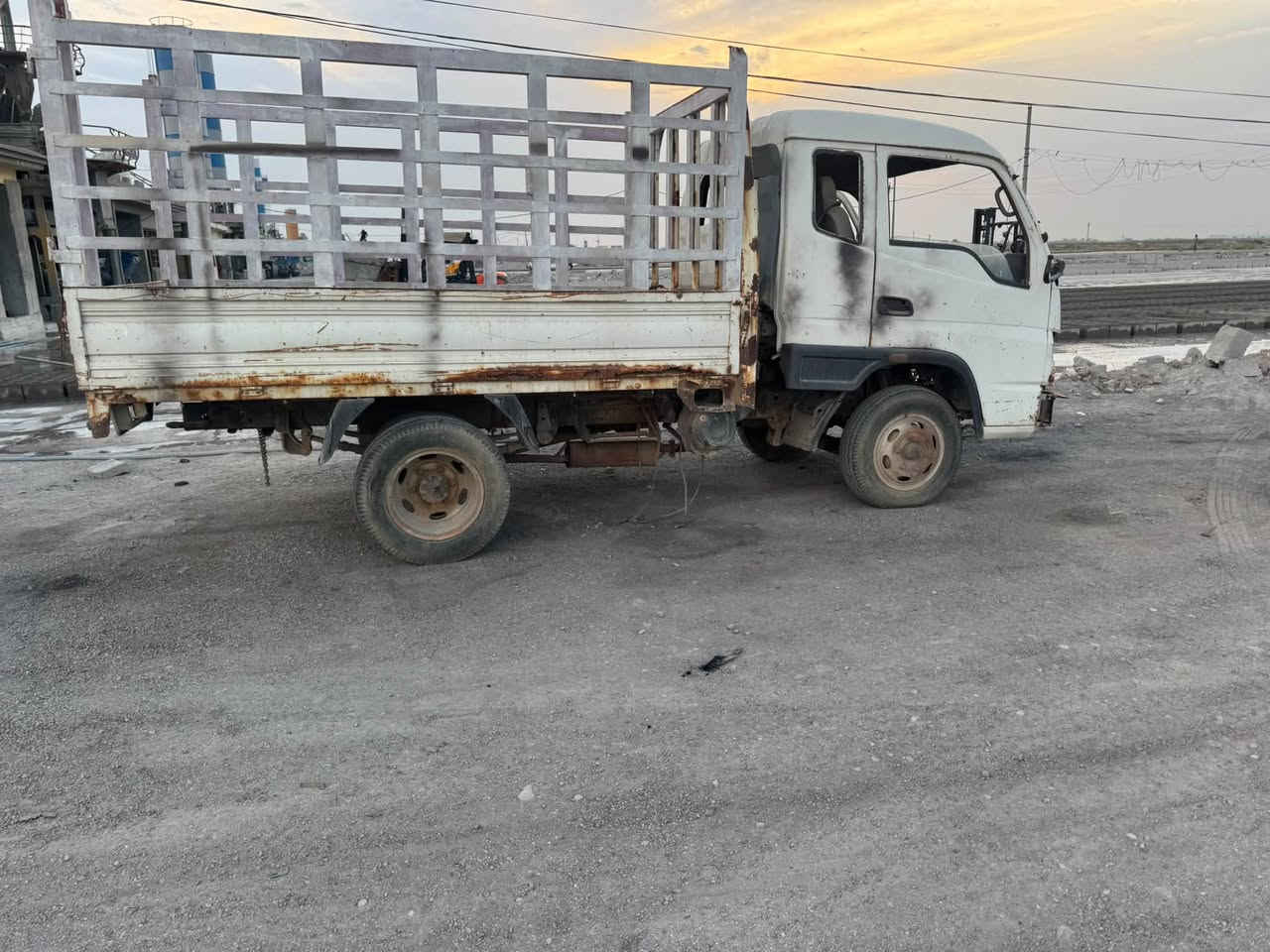 شاحنة • للبيع