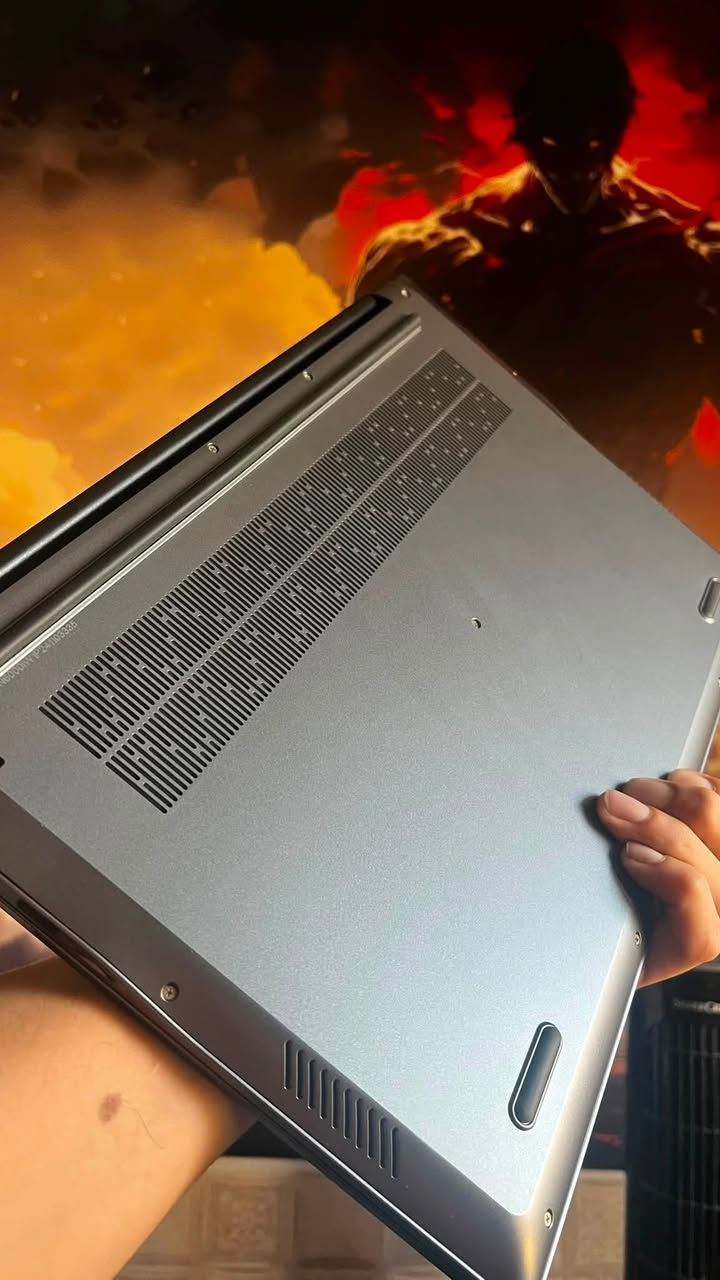 السلام عليكم
رام ١٦ 
معالج كور i5-8210y
Ssd 512 
حجم الشاشة 15.6 inch 
الكارت 8 graphic 
لابتوب جديد بلكامل مجرد شغلته طكيتله صور
وفحصت حالة البطارية للشراي
صورته ومعلوماته موجوده بلصورة الاولى 
إذا حضرتك شراي سريع اتصل على الواتس 
***********
اطيك بي ضمان شهر 

السعر ٣٥٠ ألف توصيل ماكو إذا تحب اني اجيك او انت تجي مكاني كرادة داخل
