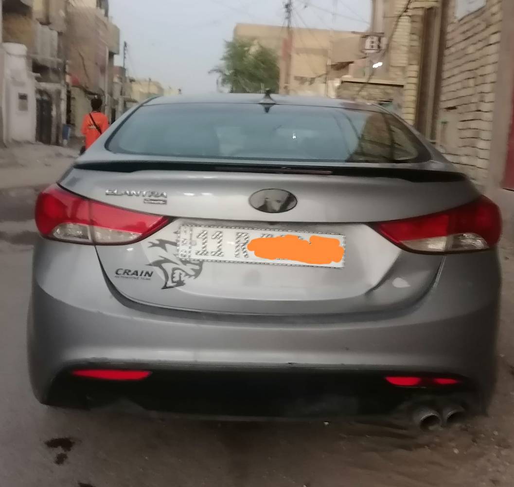 النترا ٢٠١٣ • ١٨٠٠٠٠ كم • باب مضروب