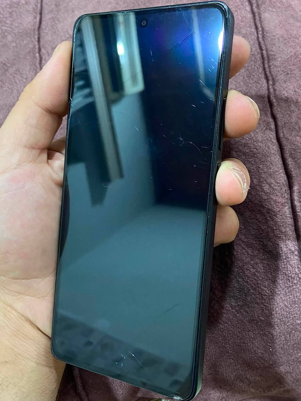 mi redmi note 13pro 
جهاز للبيع مواصفاته معروفة 
ذاكرة ٥١٢

رام ١٢+١٢ 

وملحقاته كاملة
 
 السعر ٢٥٠الف
او مراوس ويه ايفون

***********
