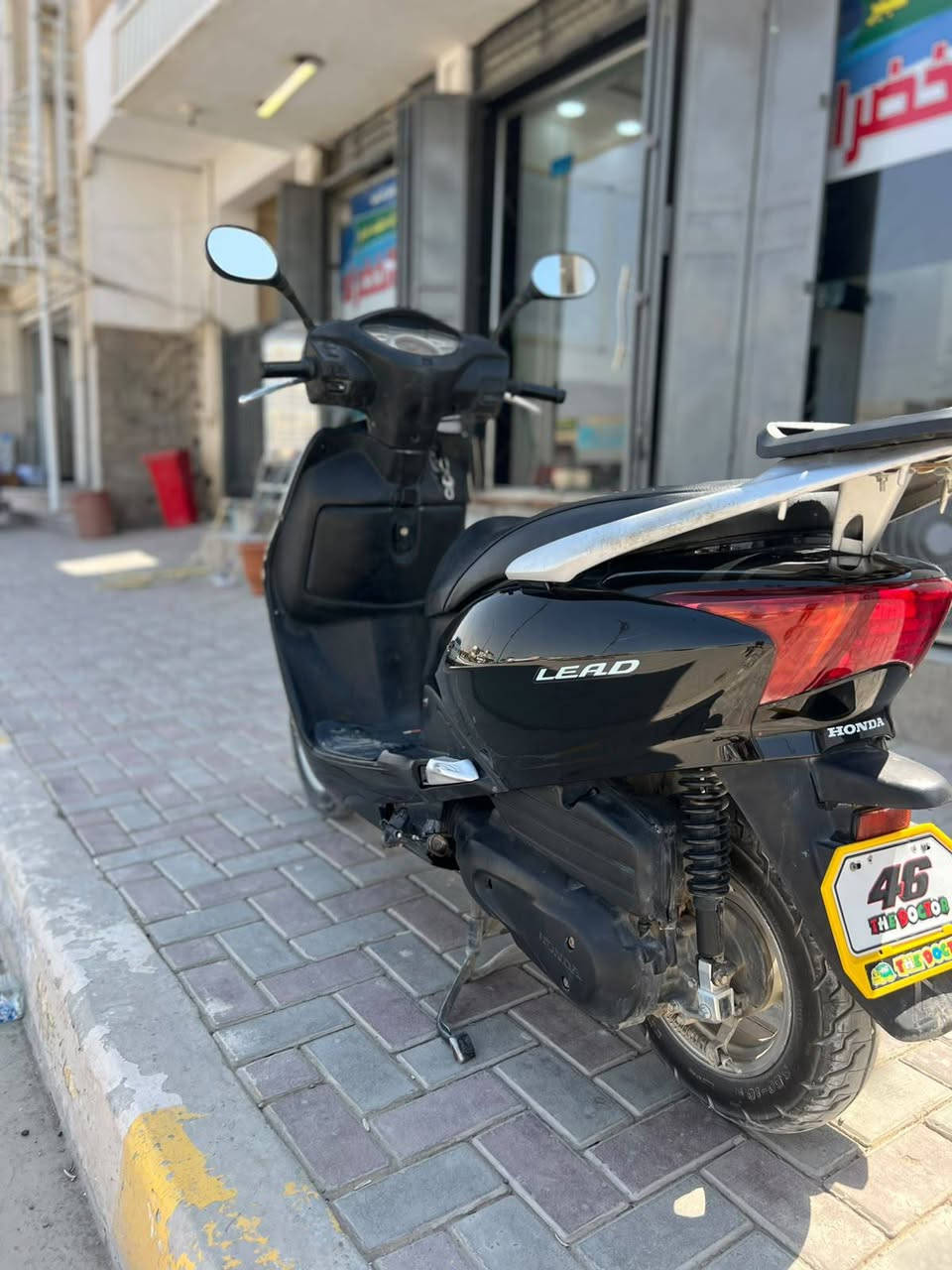ليدي للبيع مفتوح
الدراجة نضيفة مصروف علية مال جناي 
السعر 900وبية مجال
الاستفسار ***********
