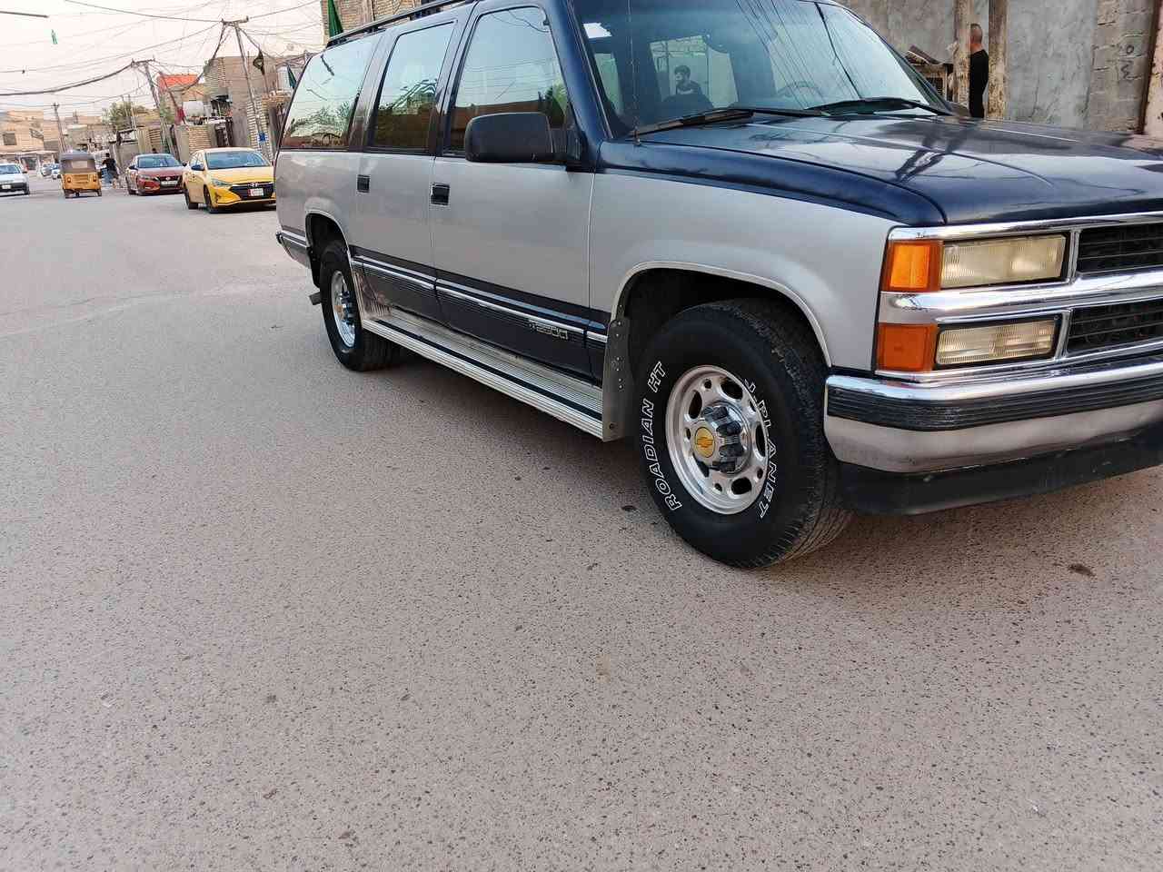 السلام عليكم سياره جمسي موديل 96 بغداد خصوصي مشروع وطني مكينه 350 كير 700تبريد ❄️❄️❄️3 سياره جاهزه العنوان بغداد السعر 60  هاذ الرقم ***********
