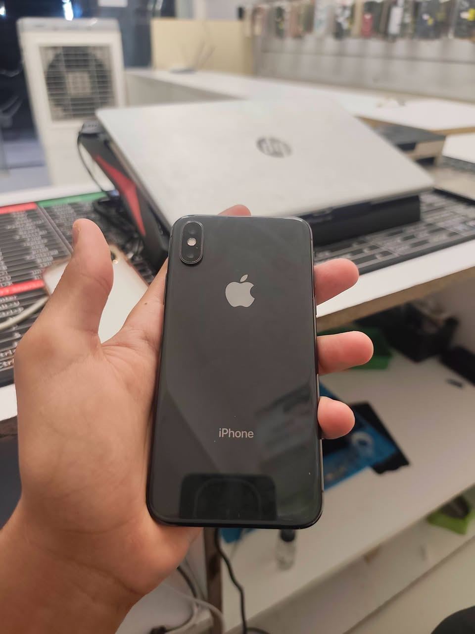 آيفون XS • ٦٤ جيجا • فيس ايد عاطل
