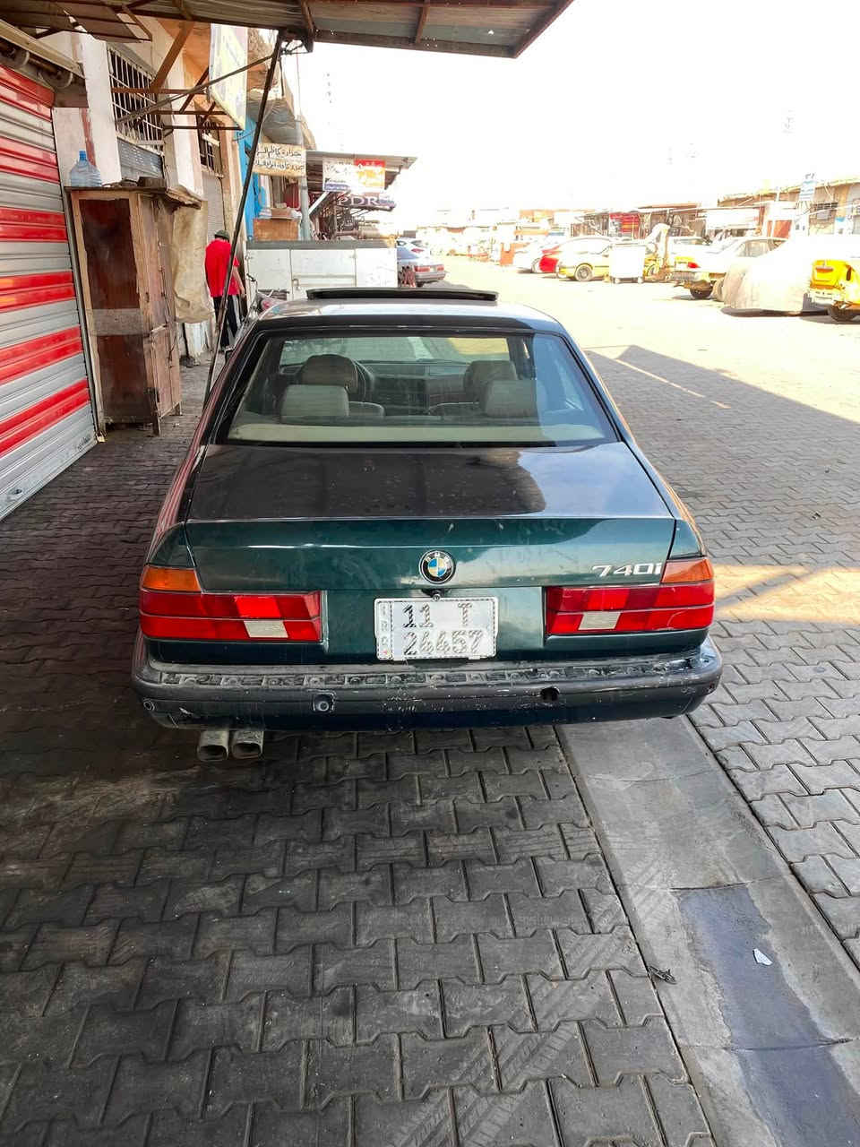 السلام عليكم BMW حجم 730  .8 سلندر بجم عريض سياره جاهزه دواخل جديده تخم تاير ويل شعاع بعده ستوني شاده حداديه امامي جديده خلفيه 70 بلميه كهربائيات كلهه شغاله تبريد شغال سياره بأسمي تحويل مباشر السعر 50 وبيه مجال ***********
