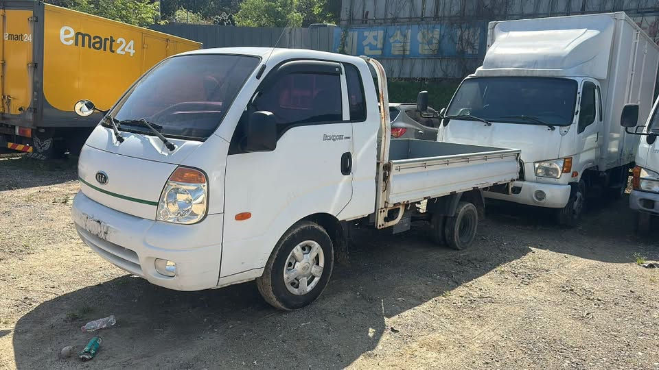 يوجد قطع غيار كيا بنكو جمله فقط!!
شركة ماهر الحجار 
يوجد توصيل لجميع محافظات العراق 🚚 
للتواصل ***********……‭***********‬
