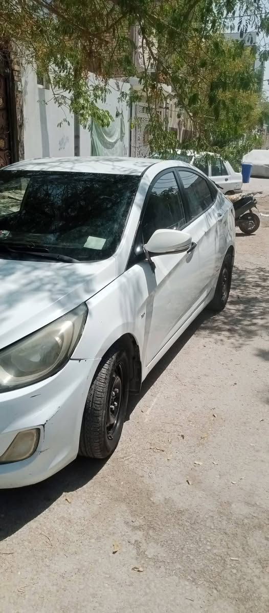 السلام عليكم اكسنت هونداي للبيع مديل 2013 بيها صبغ جاملغ الورى الايسر وربع الجاملغ الكدام  والباقي مكفوله كير مكينه تبريد شغال السعر95 وبيها مجال المكان النجف قرية الغدير الرقم ‏‪***********‬‏ + ***********
