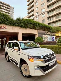 لاندكروز GXR • V6 • ٤٧ الف كم