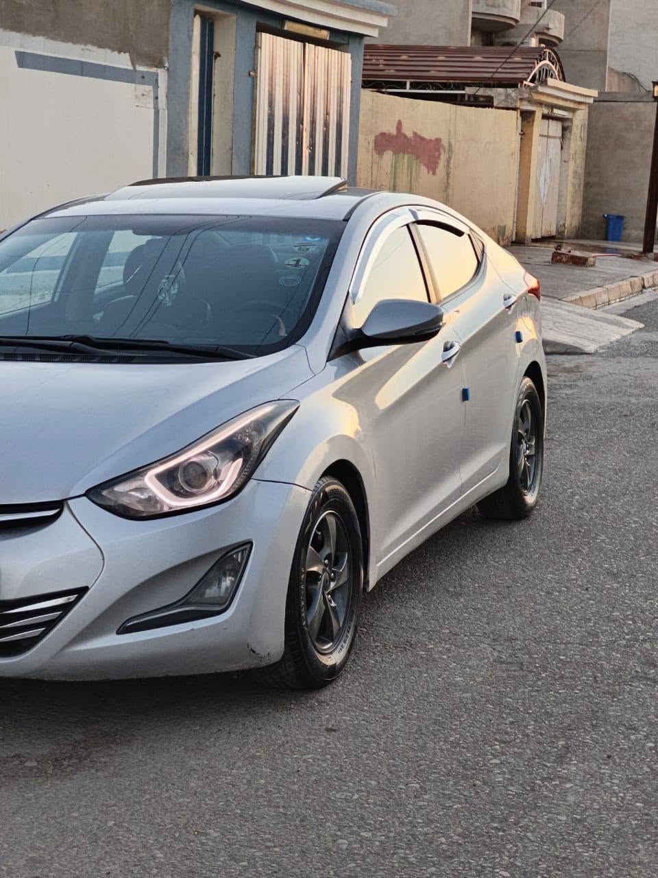👋🏻السلام وعليكم 
🚗افانتي 2011
✅مكينة 16 GDI
✅فول مواصفات 1/1
✅منظومة غاز 
✅بصمه تشغيل 
✅بصمه ابواب 
✅بصمه صندوك 
✅سلايت
✅لايت LED
✅ كشنات جلد 
✅تبريد لمس 
✅نظام ECO
✅مانع انزلاق
✅مري شفط 
✅اشاير بالمري 
✅لايت زنون
✅شاشة تسلا 
✅تحكمات ستيرن 
✅ويلكب 15
✅ رقم نينوى بأسمي
✅ بدون ضرر فقط ملاحظات 
📍عنوان ناحية زمار 
✅سعر 113وبيها مجال
📱للأستفسار *********** واتساب 
✅خاص مفتوح
