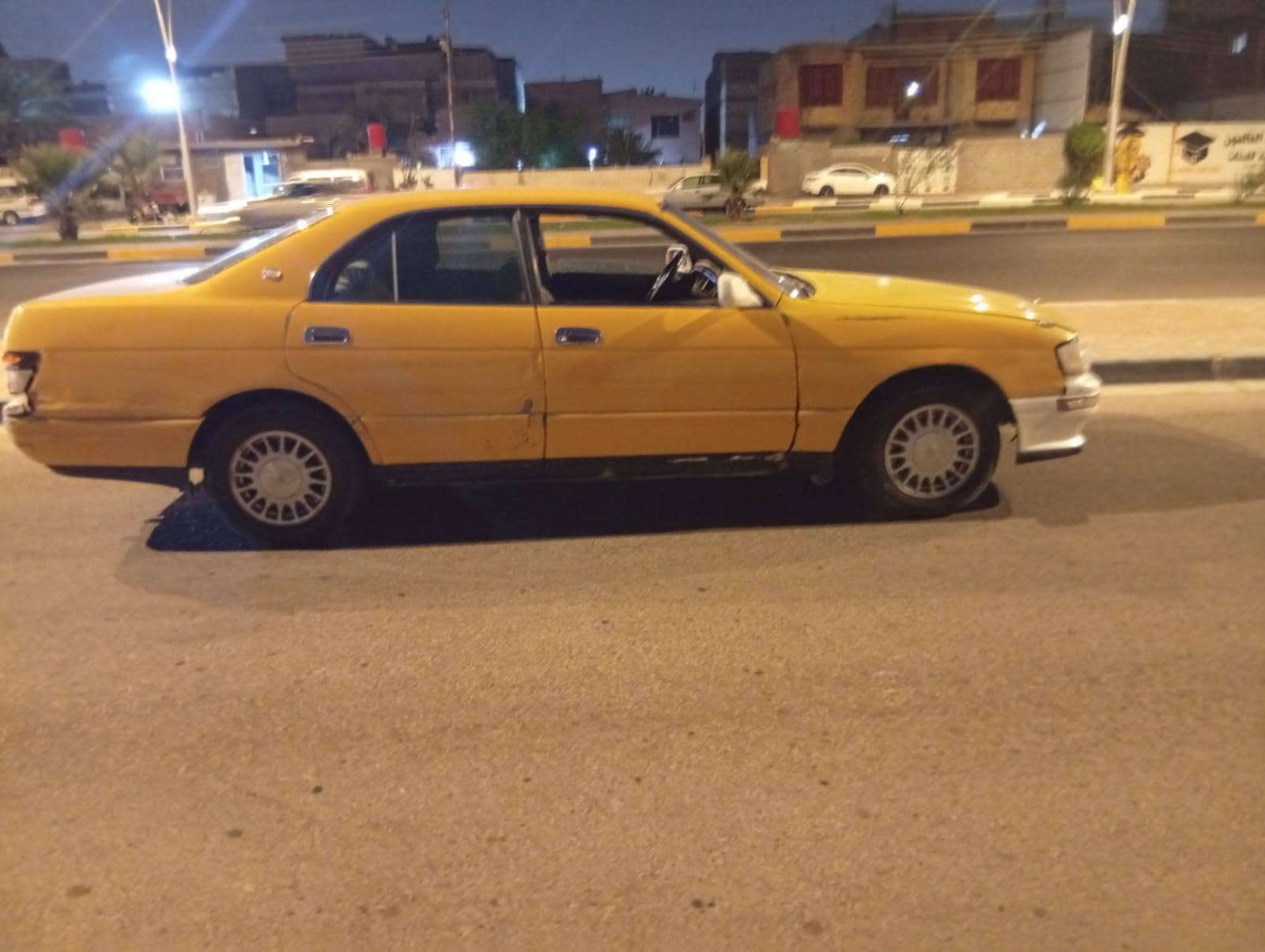 سياره بطه مكفوله قصه ونقل ماكينه وكير جدد حداديه نص ونص سياره حلوه راعيها ما واصله مكاني البصره قبله شكد 20 وبيها مجال مراوس اراوس ***********
