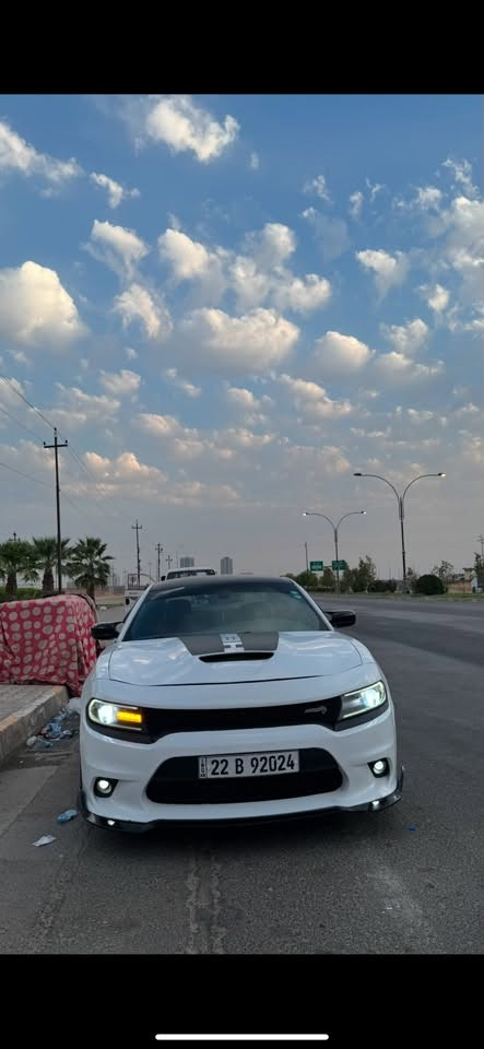 السلام عليكم
جارجر R/T 2021 بسعر مناسب ١٤٨
رقم اربيل مميز
سستم صوت الباين
شاشة كبيره
باقي المواصفات معروفه
السيارة صوت اكزوز بيها
رقم الشاصي
2C3CDXCT2MH514650
السياره كير محرك مكفول الشواصي فقط رصعه بسيطه مكان السياره اربيل
اتصل وتدلل واتساب
***********
