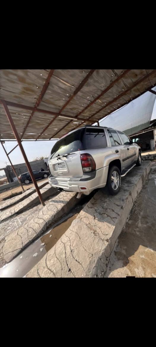 السلام عليكم بلايزر 2005 رقم بغداد مراوس عادي
انكليزي جديد سنوية مجددة بسمي

 تحويل نفس اليوم كير محرك صدرة باتري دسكات عينة دشبول  كلة جديد  مصبوغة حزام جماليه فقط  تبريدتدفىه كله شغال وباقي السيارة ترايك وين متريد لاي استفسار الاتصال ع الرقم ***********  اتصال السعر 70وبي مجال بالخدمة

مكان نجف
