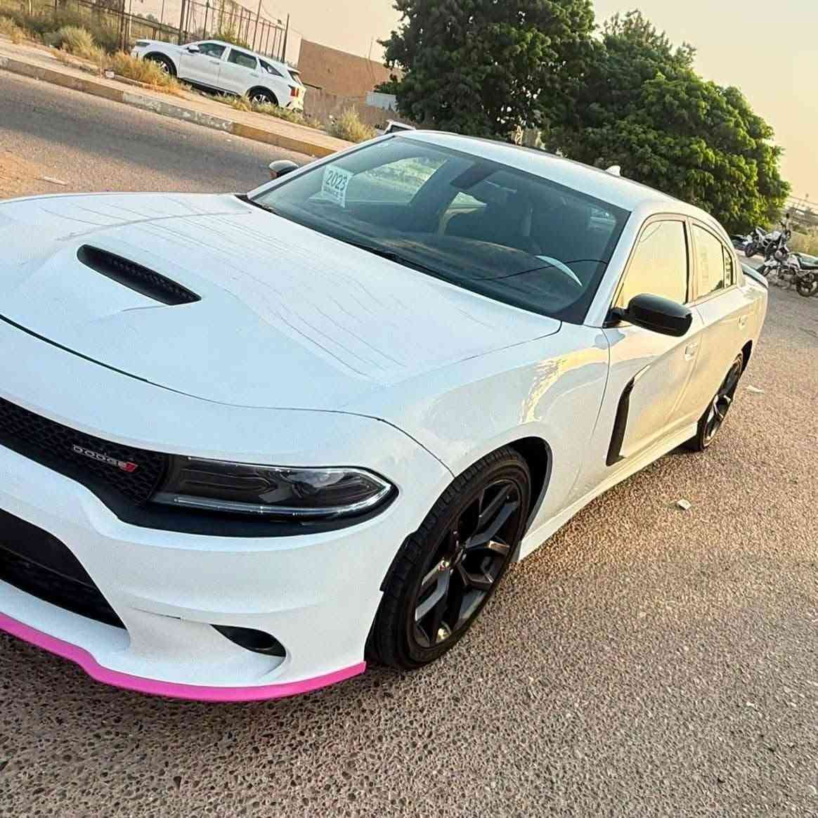 بيع سريع بسعر مناسب ( سياره جديده )
جارجر GT موديل 2023 
فول مواصفات 
بصمة 
تشغيل عن بعد 
شاشة 
كاميرا 
كشنات كهرباء
كشنات تدفئه
تحكم ستيرن جهتين 
كروز سرعه 
نظام ايكو 
نظام سبورت 
قطعتين تبريد 
مكينة 6 سلندر 3600
سبايدر خلفي 
دبل كزوز 
لد امامي 
لايت زنون 
بك لايت لد 
حساسات 
الحادث جاملغ وبنيد 
مكان السيارة صلاح الدين 
للاستفسار *********** متواجد واتساب
