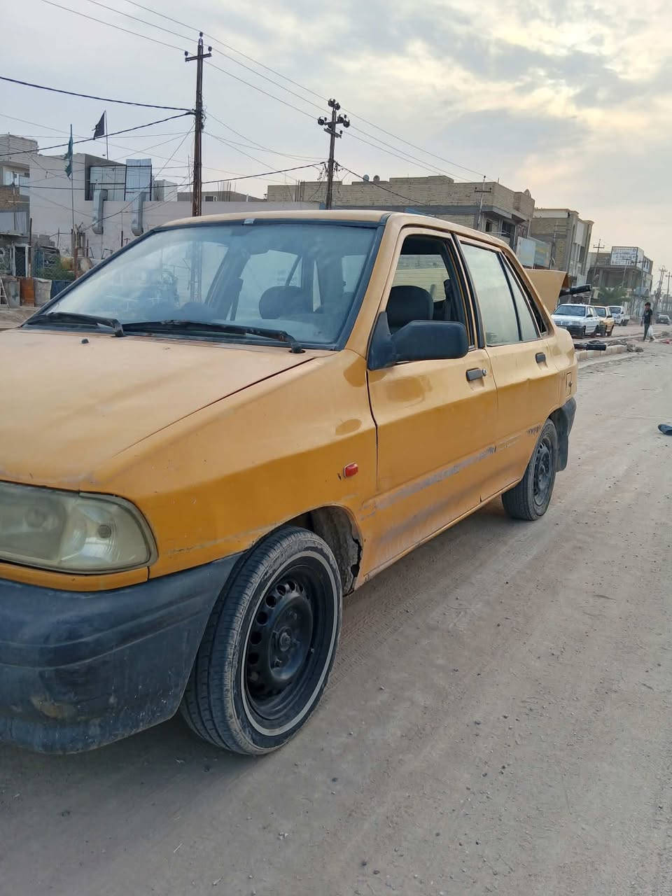 موديل ٢٠١١ • نضيفه • اوراق