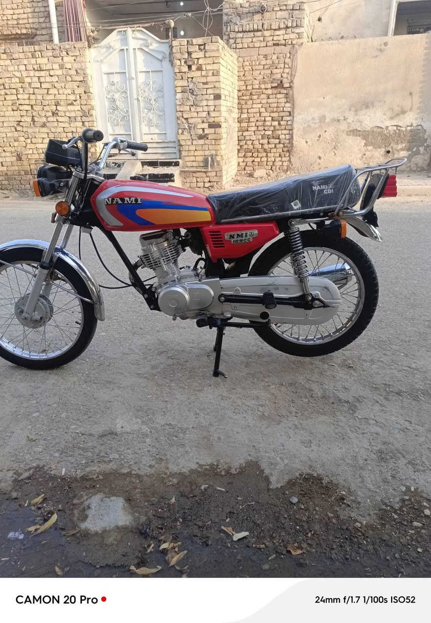 سلام وعليكم نامه للبيع دراجه نضيفه وبعده بجيس  ليريده بخدمته مكفوله كفاله عامه سعر 700وبيه مجال قليل خاص مفتوح وهاذه رقمي ***********
