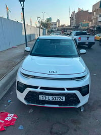 كيا صول جيتي لاند 2022 للبيع  ▪️ السيارة نظيفة وحلوة جداً ▪️ المواصفات...
