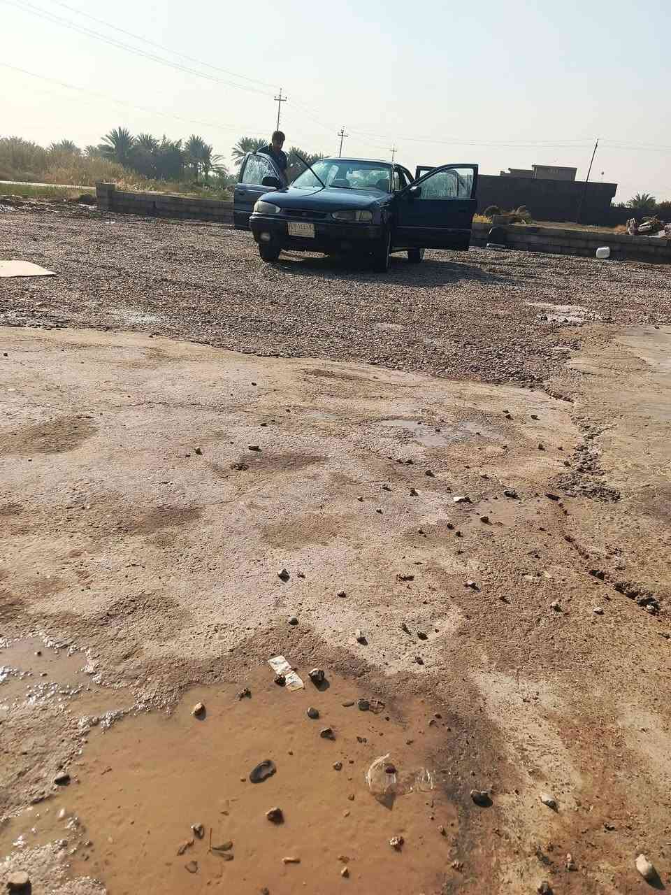 السلام عليكم انترا موديل ٩٤السيارة ابلاديه افرام ممات وضع الشركه تخم تاير صدر جديد مكينه بيه بخار العنوا ديالى خان بني سعد  السعر ٢٠ ورقه و بيه مجال هاتف ***********
