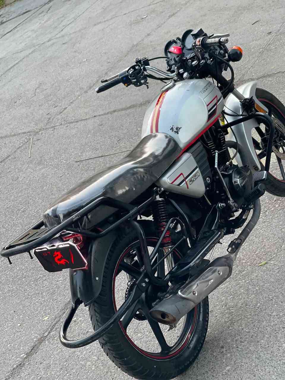 بسم الله الرحمن الرحيم 

Dayun 150cc

2023

زۆر مەزبوتە و مەکینەی بە شەرت تا بڵێی بەقوەتە و لێخوڕینی زۆر خۆشە سلف و کارەبایی  مەزبوتە ئیستۆپ و دەبڵی بێعەیبە  
سعری ٦٩٠ هەزار و مەجالێکی کەم

***********

دەستخۆش ئەدمینی بەڕێز
