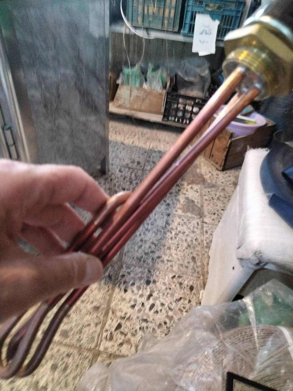 عرض خاص بمناسبة قدوم فصل الشتاء ودعما لفئة الفقراء وأصحاب الدخل المحدود وبسعر الجملة هيتر سخان كامل ب ١٠٠٠٠ دينار فقط تجدونه في محلات الصالح للانشائية الشارع العام مقابل محطة الوقود هاتف ***********
