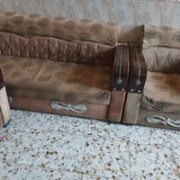 ٣ قنفات • ٤ كراسي • يحتاج دوشمة