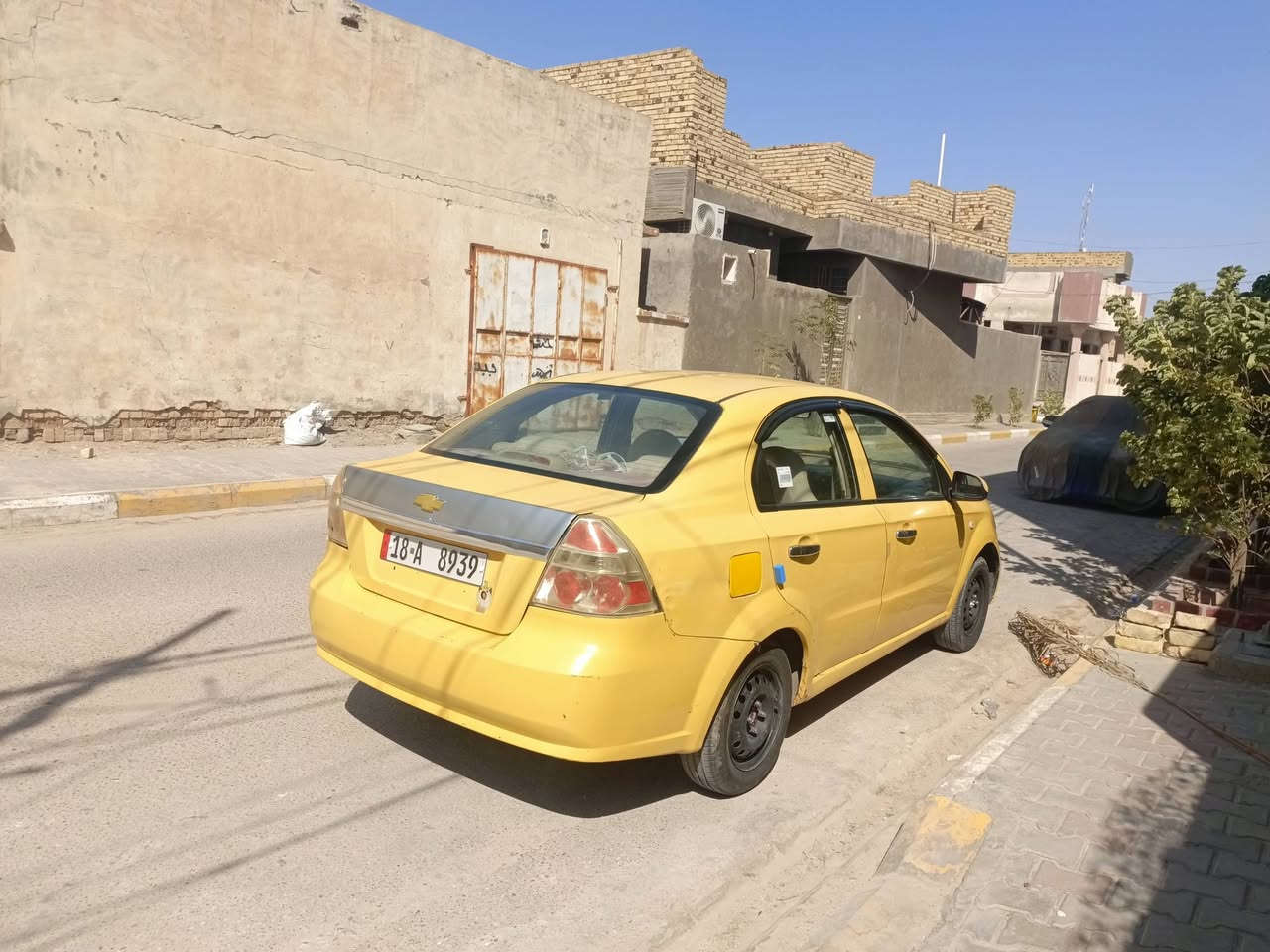 سلام عليكم افيو موديل 2007
محرك 1600 شرط كارتون كير تماتيك حدادية جديدة شرط 
تبريد شغال سيارة خليجي 
السعر 40 وبي مجال عنوان رميثة 
للاستفسار ***********
