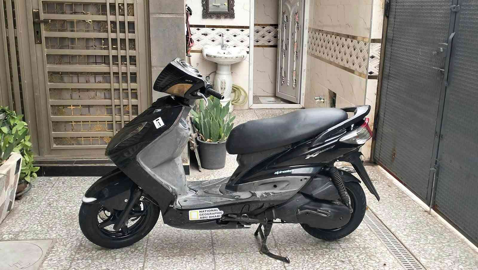 سكنس فحل كابريتر اصلي كهربائيات شغالات مكينه مكفوله كفرات اصلي مختومات سعرها 700 مكان بغداد العبيدي
***********

