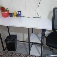 ميز مكتبي • كرسي مكتبي • طقم مكتب