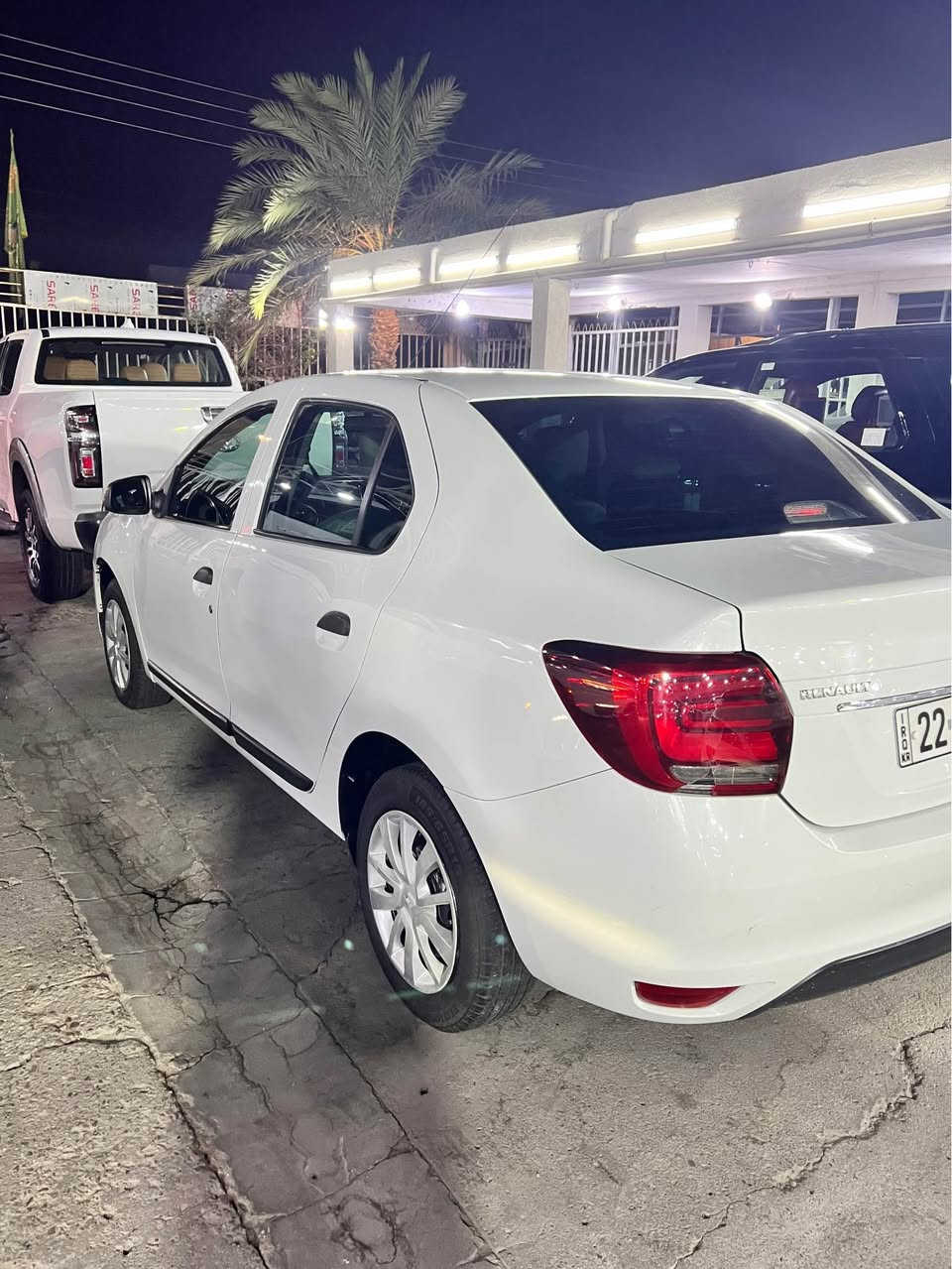 رينو سمبل مديل 2019 خليجي وكاله شركه رينو كفاله عامه رقم اربيل باسمنا تريد تحويل وكاله السياره بعدها بحاله الوكاله بيها مكانين بارد ماشيه 88 الف رقم اربب الحديد السنويه ورقم وهزه جديده سعرها ٧٩ ورقه وبيها مجال بسيط حق العمله مكان السياره البصره معارض القبله معرض الحسن للاتصال *********** البصرة, العراق
